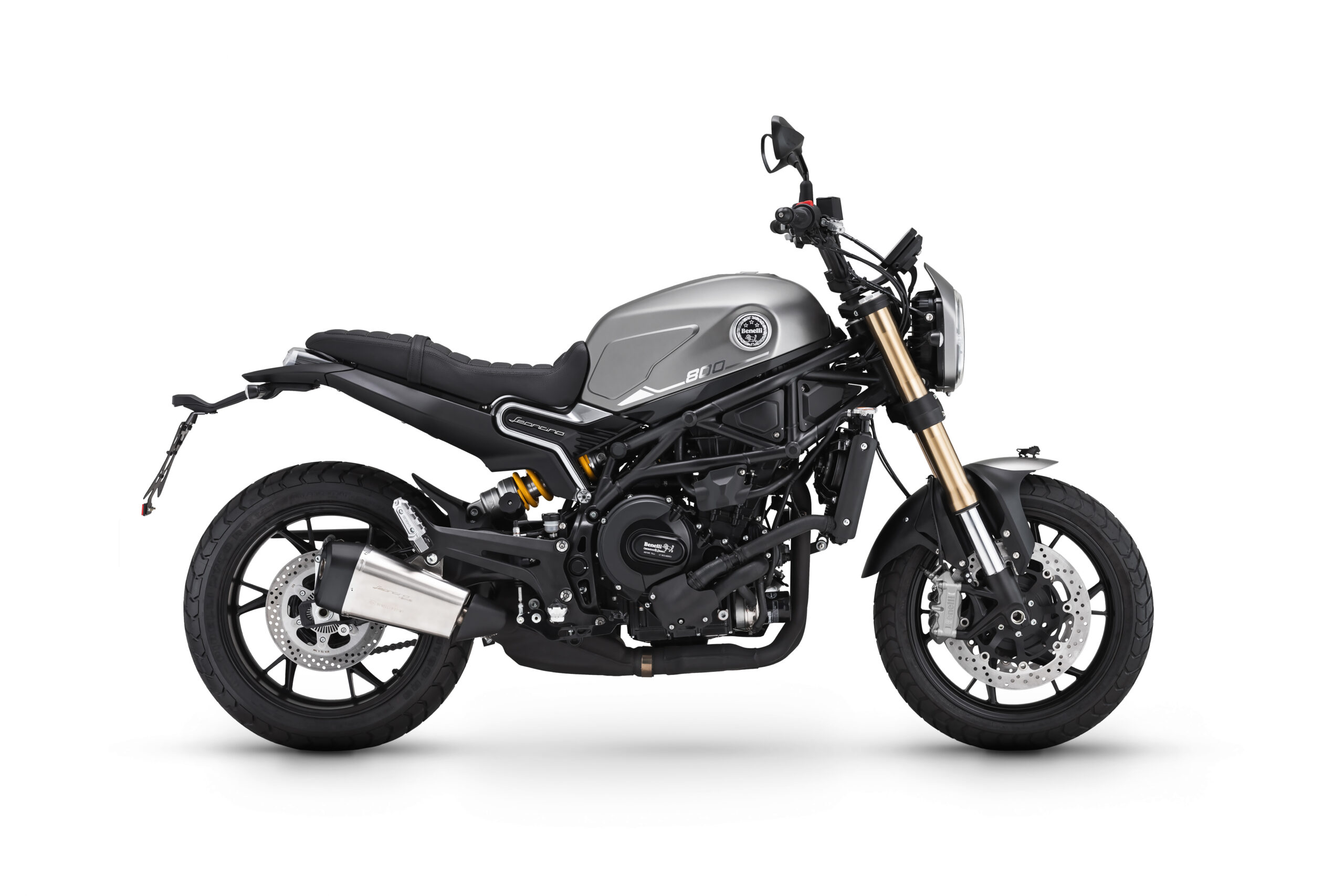 02 (6) Benelli Leoncino 800 szürke