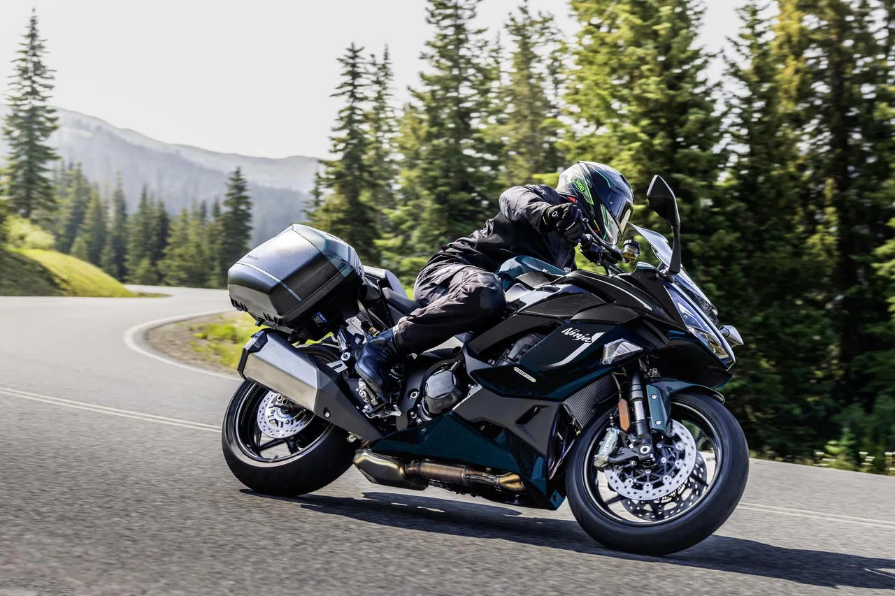 Kawasaki Ninja 1100 SX SE 2026 15 Kawasaki Ninja 1100 SX SE 2026 - Image 15