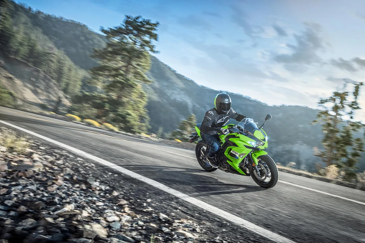 Kawasaki Ninja 650 2026 12 Kawasaki Ninja 650 2026 - Image 12